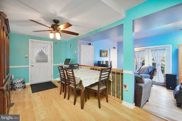 8700 EAST GRV, Upper Marlboro, MD 20774