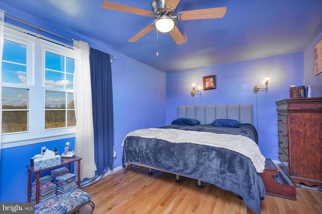 8700 EAST GRV, Upper Marlboro, MD 20774