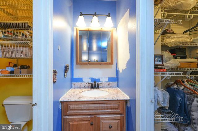 8700 EAST GRV, Upper Marlboro, MD 20774