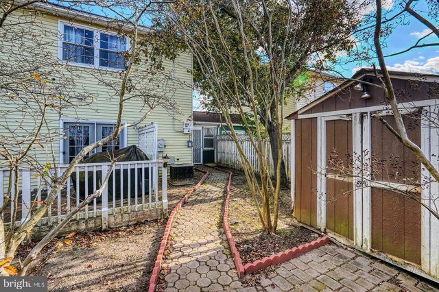 8700 EAST GRV, Upper Marlboro, MD 20774