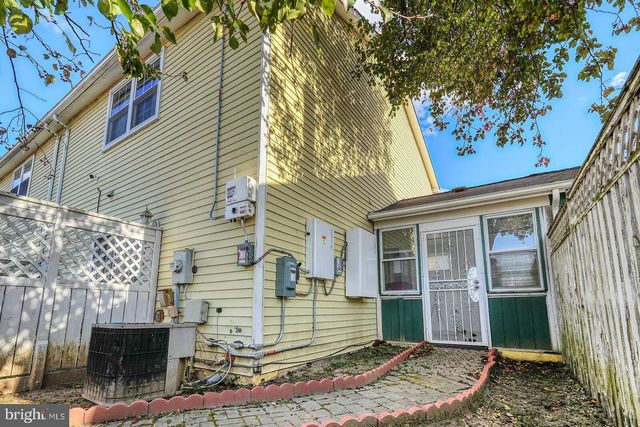 8700 EAST GRV, Upper Marlboro, MD 20774