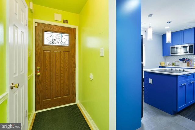 8700 EAST GRV, Upper Marlboro, MD 20774