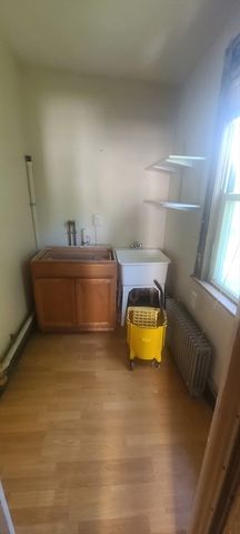 66 Franklin 3, Chelsea, MA 02150