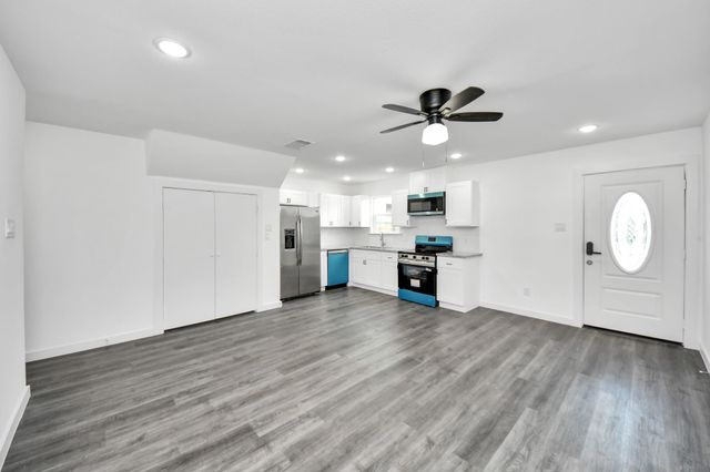 2310 Wavell Street A, Houston, TX 77088