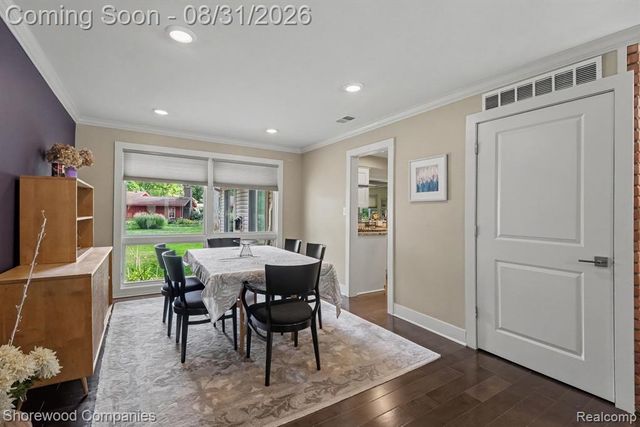 3144 Upton Drive, Troy, MI 48084