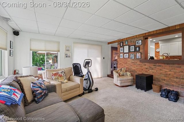 3144 Upton Drive, Troy, MI 48084