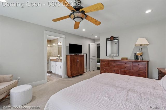 3144 Upton Drive, Troy, MI 48084
