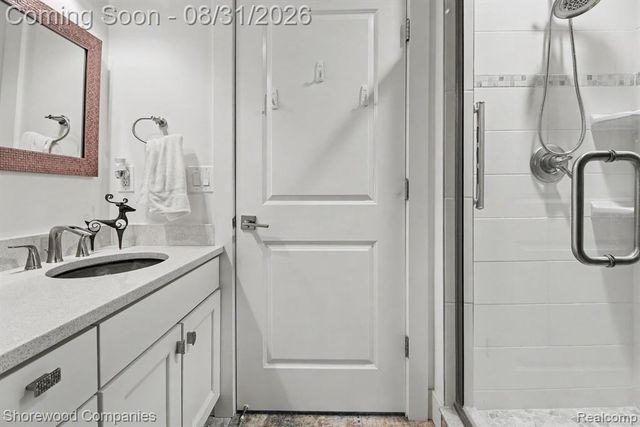 3144 Upton Drive, Troy, MI 48084