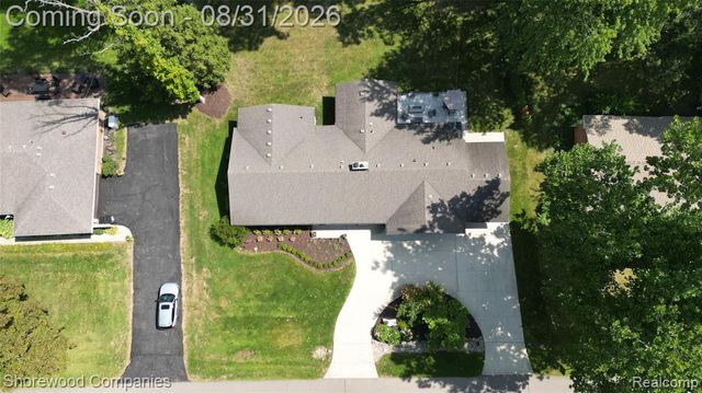 3144 Upton Drive, Troy, MI 48084