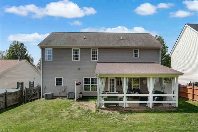 1819 Longmont Drive, Kernersville, NC 27284