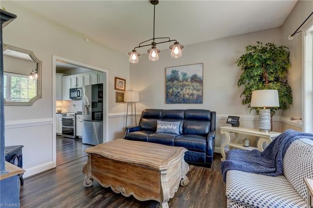1819 Longmont Drive, Kernersville, NC 27284
