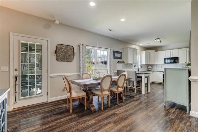 1819 Longmont Drive, Kernersville, NC 27284