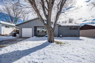 30 Scotland Rd, Pueblo, CO 81001