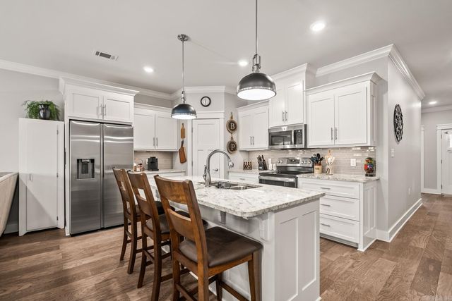 122 Lydia Drive, Maumelle, AR 72113