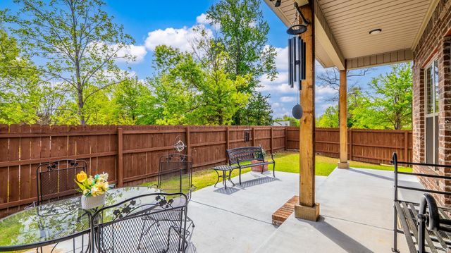 122 Lydia Drive, Maumelle, AR 72113