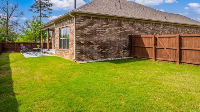 122 Lydia Drive, Maumelle, AR 72113