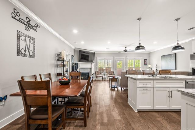 122 Lydia Drive, Maumelle, AR 72113