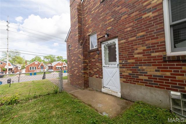 9343 Mackenzie Road, Affton, MO 63123
