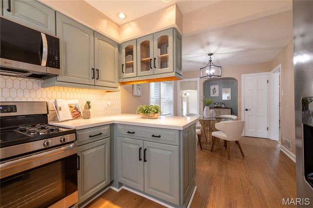 9343 Mackenzie Road, Affton, MO 63123