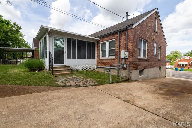 9343 Mackenzie Road, Affton, MO 63123