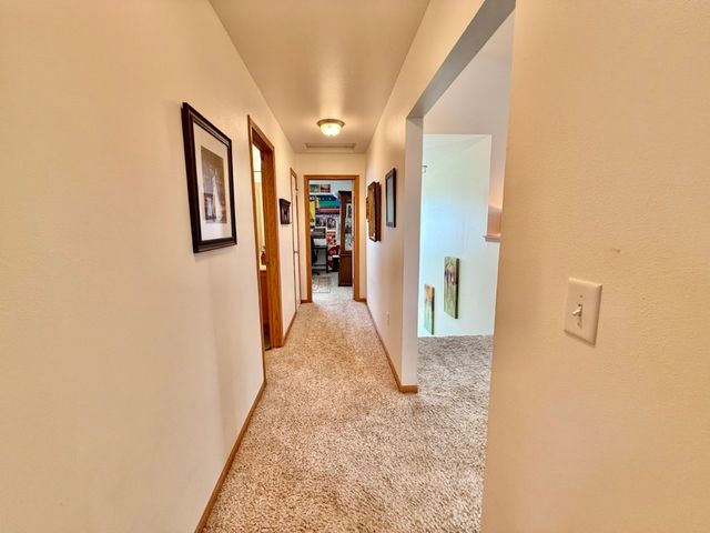 2731 Blazing Star Drive, Iowa City, IA 52240