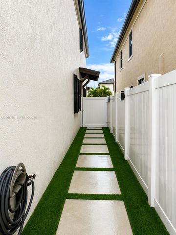 10944 W 35th Lane, Hialeah, FL 33018