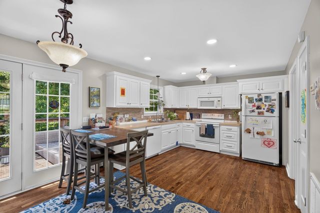 6836 Primm Springs Rd, Lyles, TN 37098