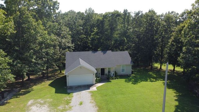 6836 Primm Springs Rd, Lyles, TN 37098