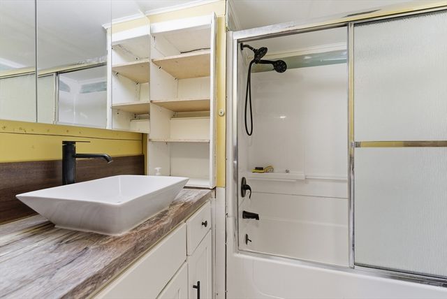 868 Southampton Road 18, Westfield, MA 01085