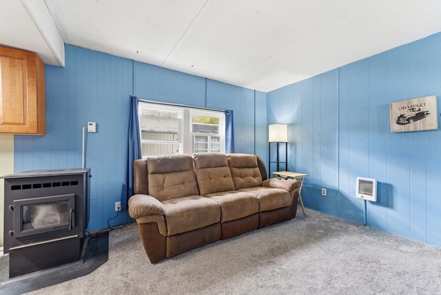 868 Southampton Road 18, Westfield, MA 01085