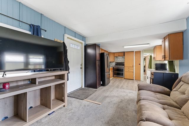 868 Southampton Road 18, Westfield, MA 01085