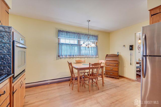 5 Charles Street, Sayreville, NJ 08879