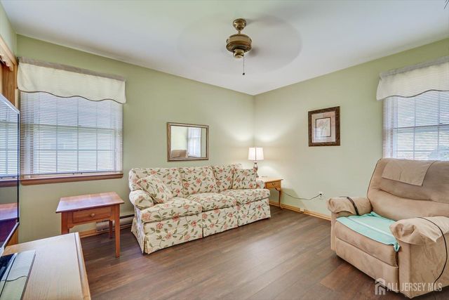 5 Charles Street, Sayreville, NJ 08879