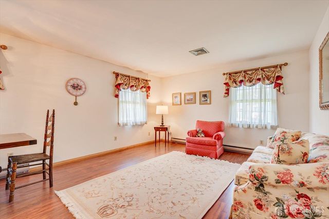 5 Charles Street, Sayreville, NJ 08879