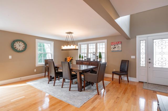 26 Danville Road, Kingston, NH 03848