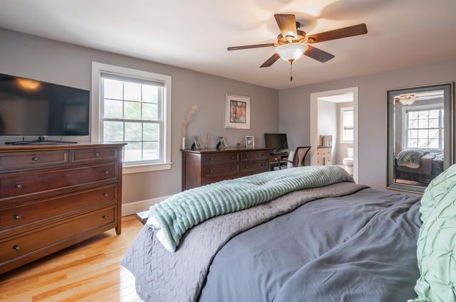 26 Danville Road, Kingston, NH 03848