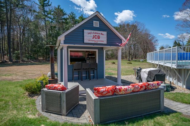 26 Danville Road, Kingston, NH 03848