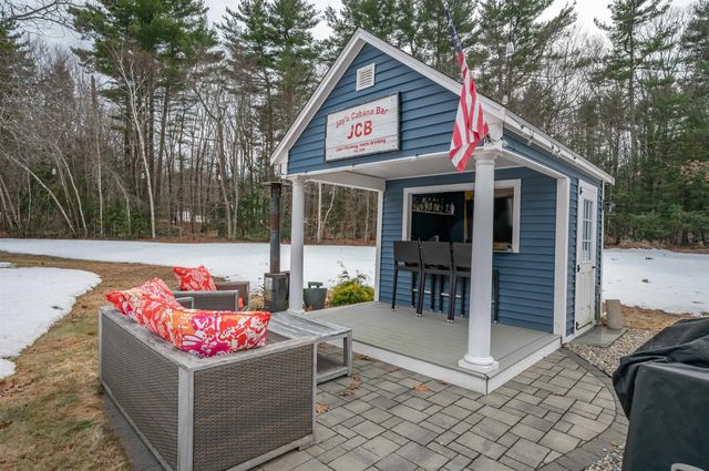 26 Danville Road, Kingston, NH 03848