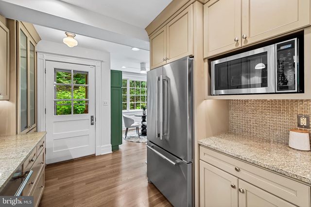 401 EDGEVALE RD, Baltimore, MD 21210