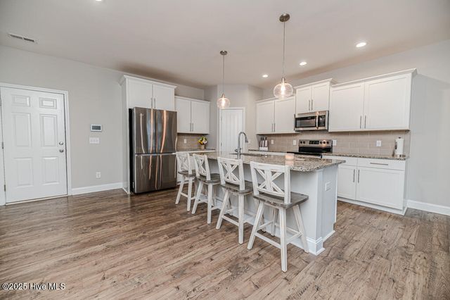 455 Lancaster Drive, Vass, NC 28394