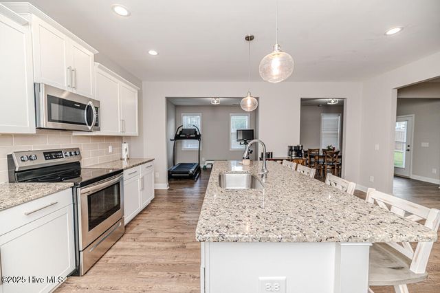 455 Lancaster Drive, Vass, NC 28394