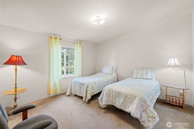 423 Fleming Drive, Sequim, WA 98382