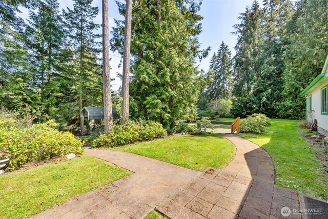 423 Fleming Drive, Sequim, WA 98382
