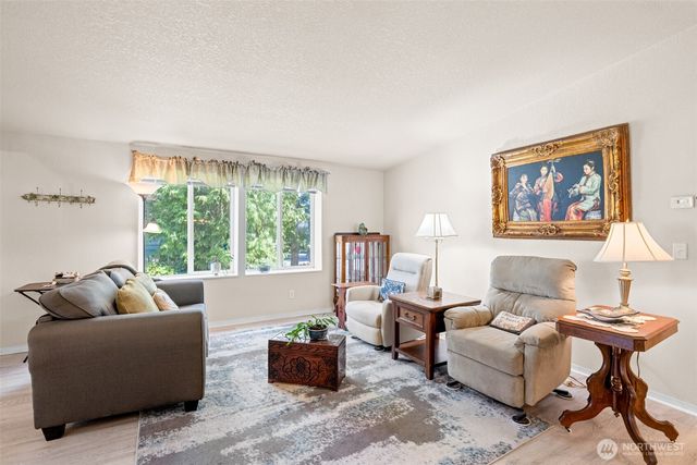 423 Fleming Drive, Sequim, WA 98382