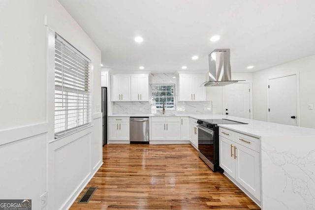 2055 Oak Road, Snellville, GA 30078