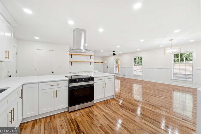 2055 Oak Road, Snellville, GA 30078