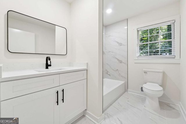 2055 Oak Road, Snellville, GA 30078