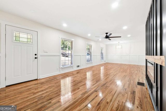 2055 Oak Road, Snellville, GA 30078