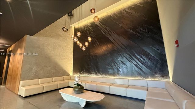 151 SE 1st St 1809, Miami, FL 33131