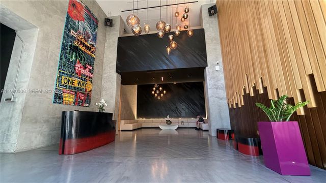 151 SE 1st St 1809, Miami, FL 33131